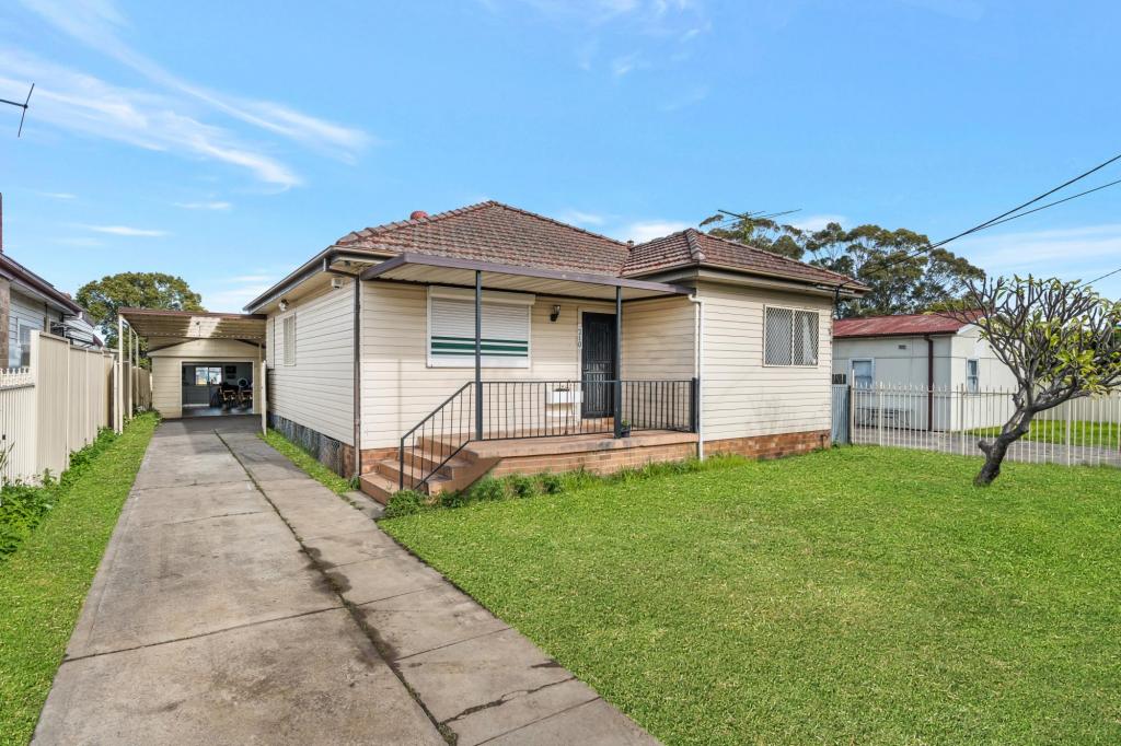 210 Fairfield St, Fairfield East, NSW 2165