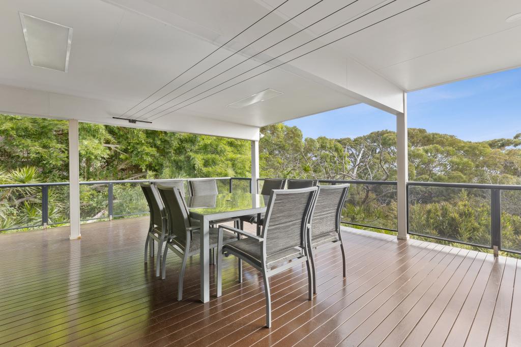 82 COOLOOLA DR, RAINBOW BEACH, QLD 4581