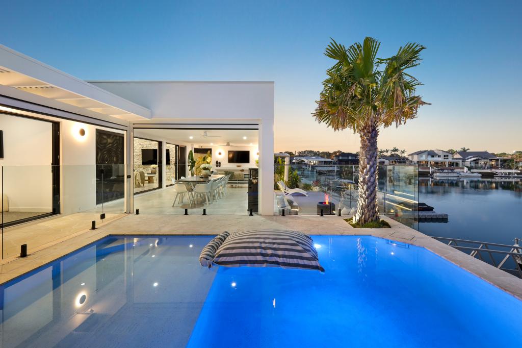 16 Cockleshell Ct, Runaway Bay, QLD 4216