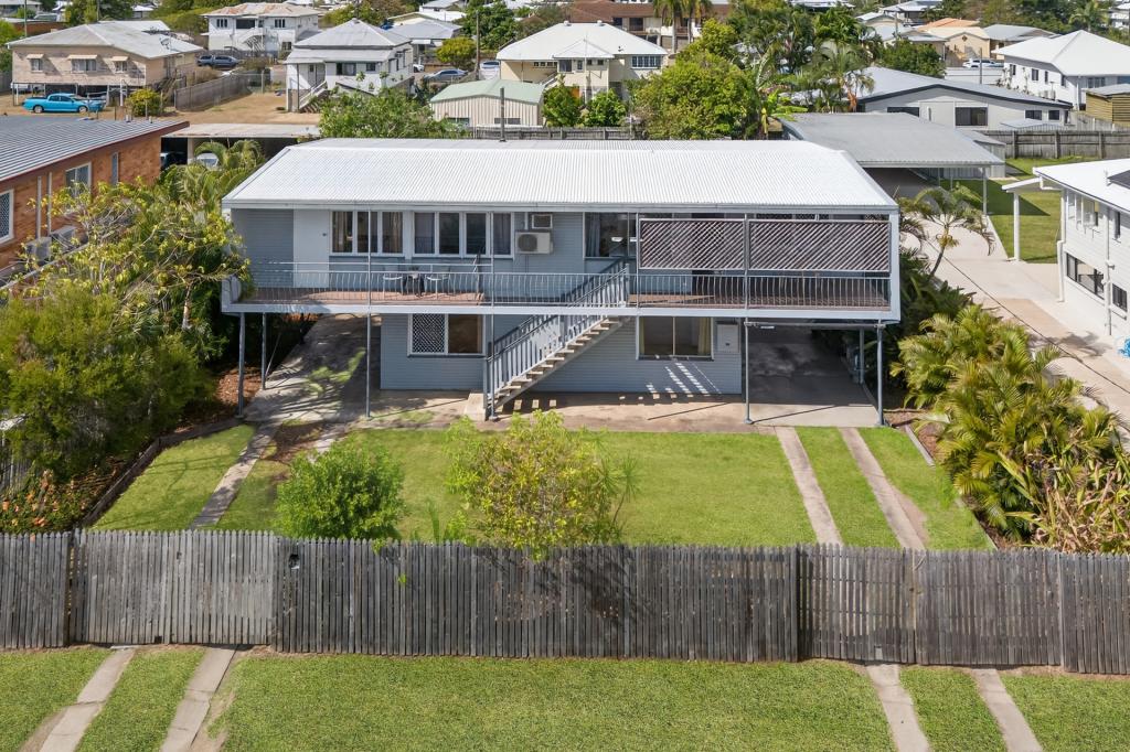 13 Gleeson St, Hermit Park, QLD 4812