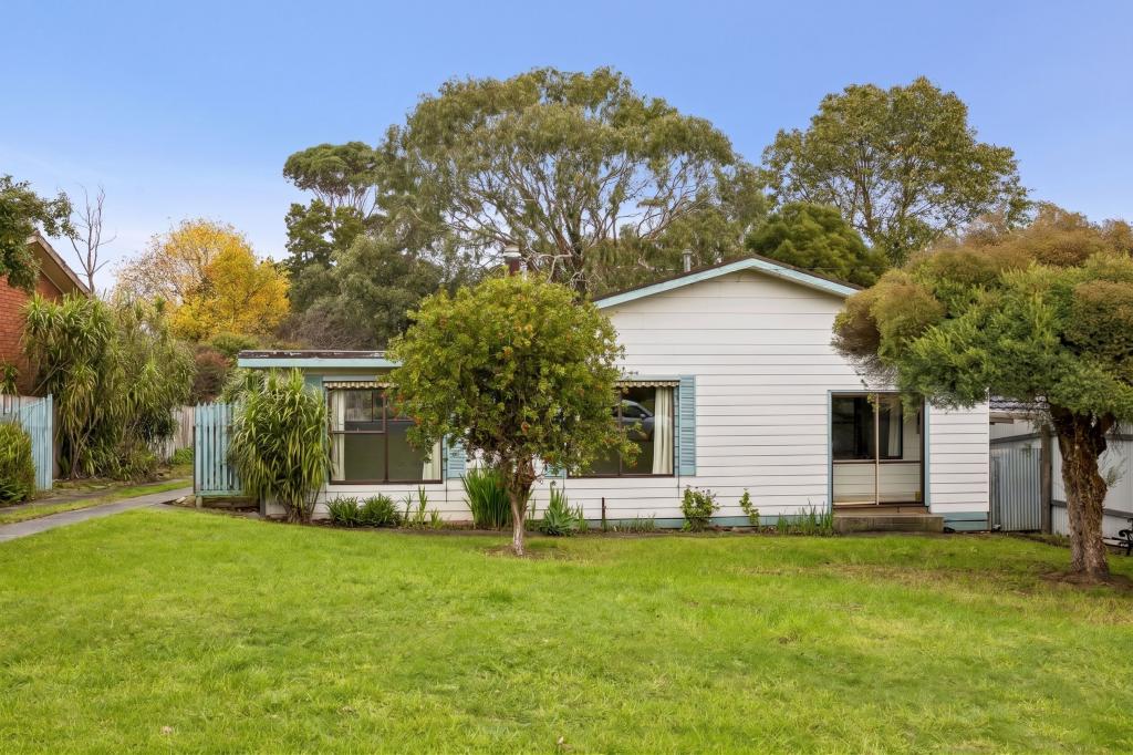 9 Bond St, Timboon, VIC 3268