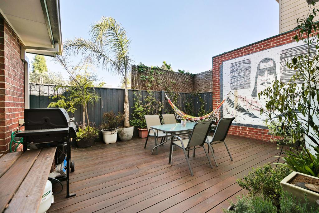 2/5 Suvla Gr, Coburg North, VIC 3058