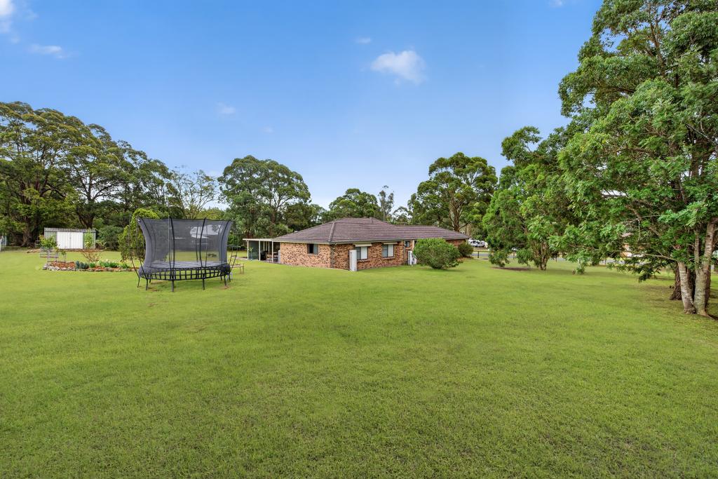 22 Freeman Dr, Lochinvar, NSW 2321
