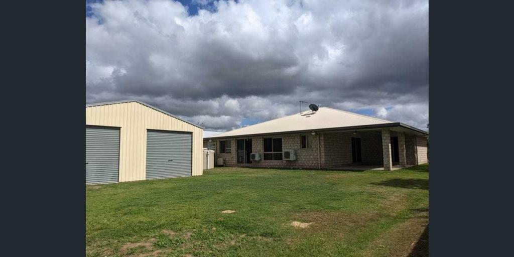 19 LUCY CT, MIRANI, QLD 4754