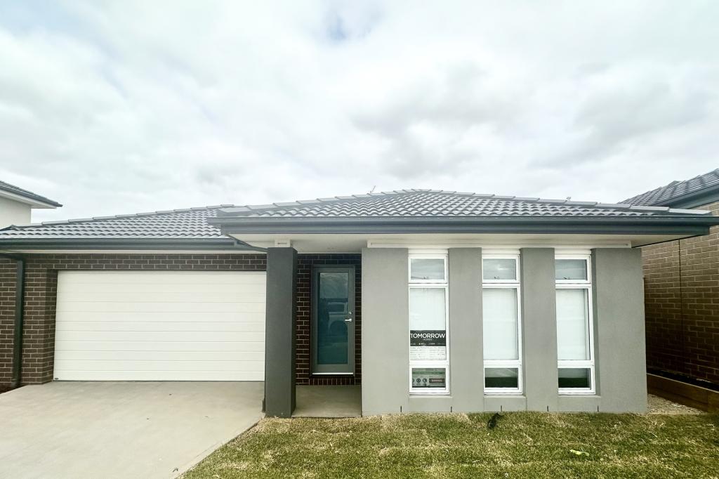 24 Tolkien Dr, Mambourin, VIC 3024