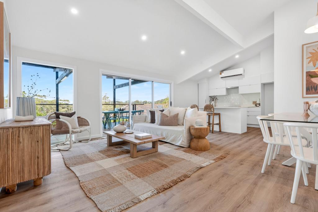 6 Chapman Cres, Avoca Beach, NSW 2251