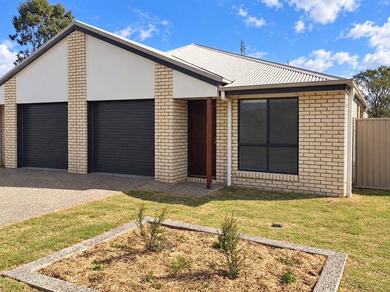 2/11 Northpoint Ave, Harlaxton, QLD 4350