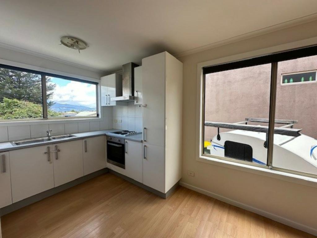1/5 Aloomba Pl, Herdsmans Cove, TAS 7030