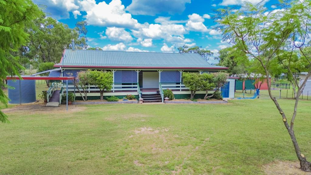 36 White St, Pratten, QLD 4370