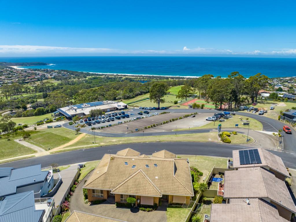 1/8 The Fairway, Tura Beach, NSW 2548