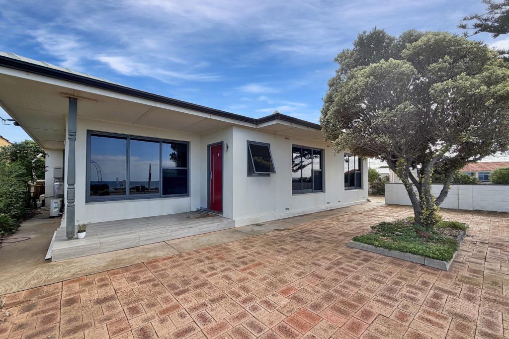 15 Esplanade, Tumby Bay, SA 5605