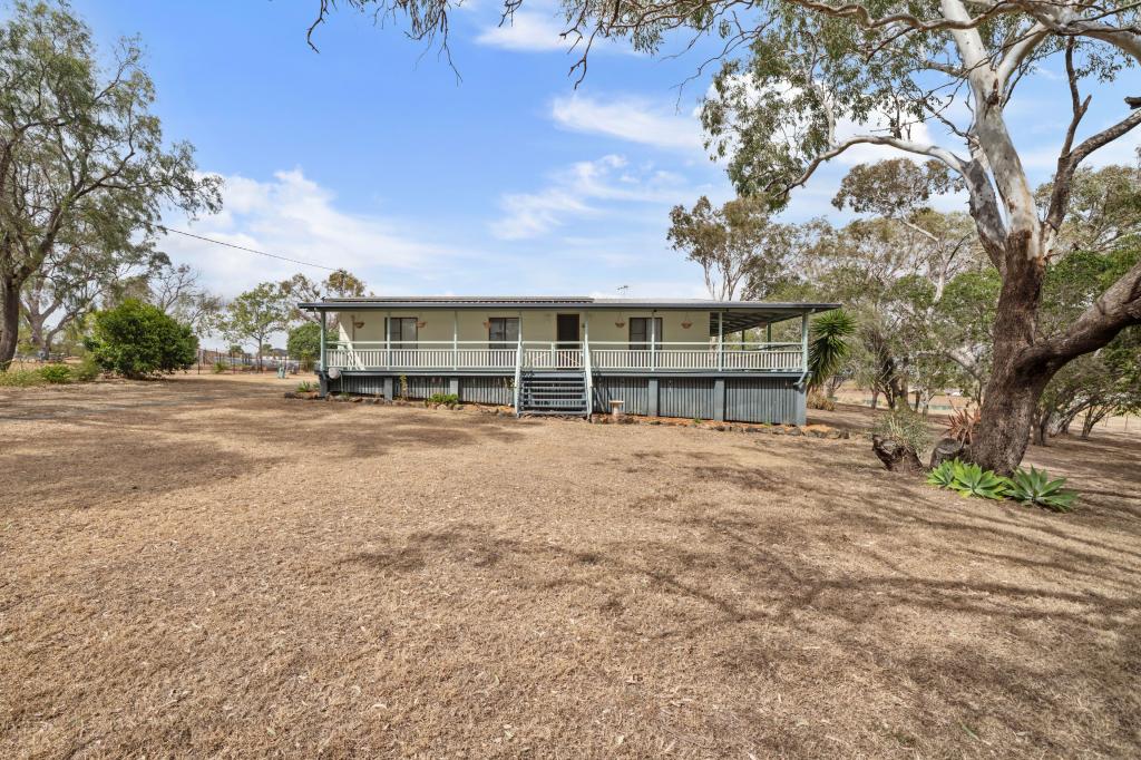 28 Claire Lee Cres, Kingsthorpe, QLD 4400
