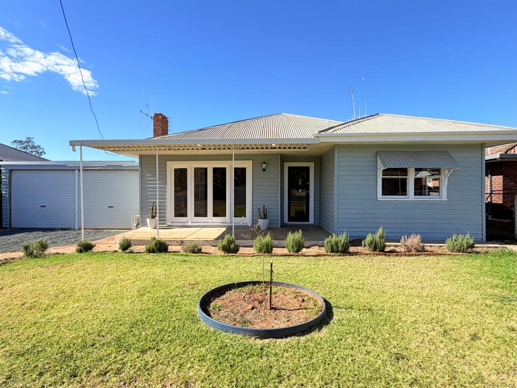 13 Pearce St, Parkes, NSW 2870