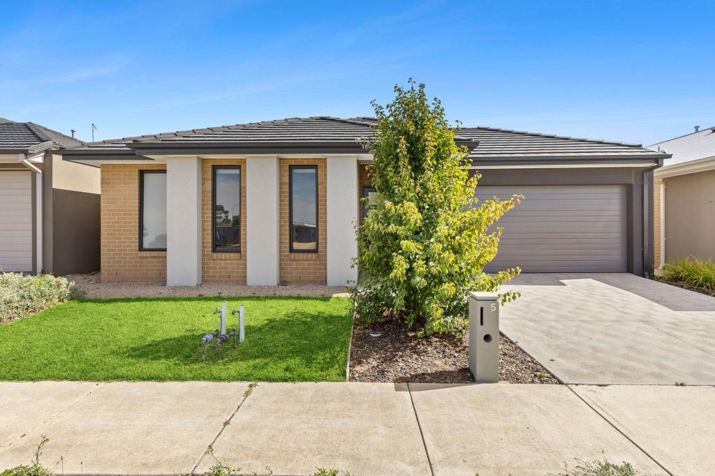 5 Harkness Bvd, Armstrong Creek, VIC 3217