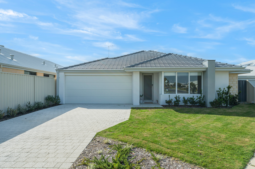 2 Gammoning Rd, Alkimos, WA 6038