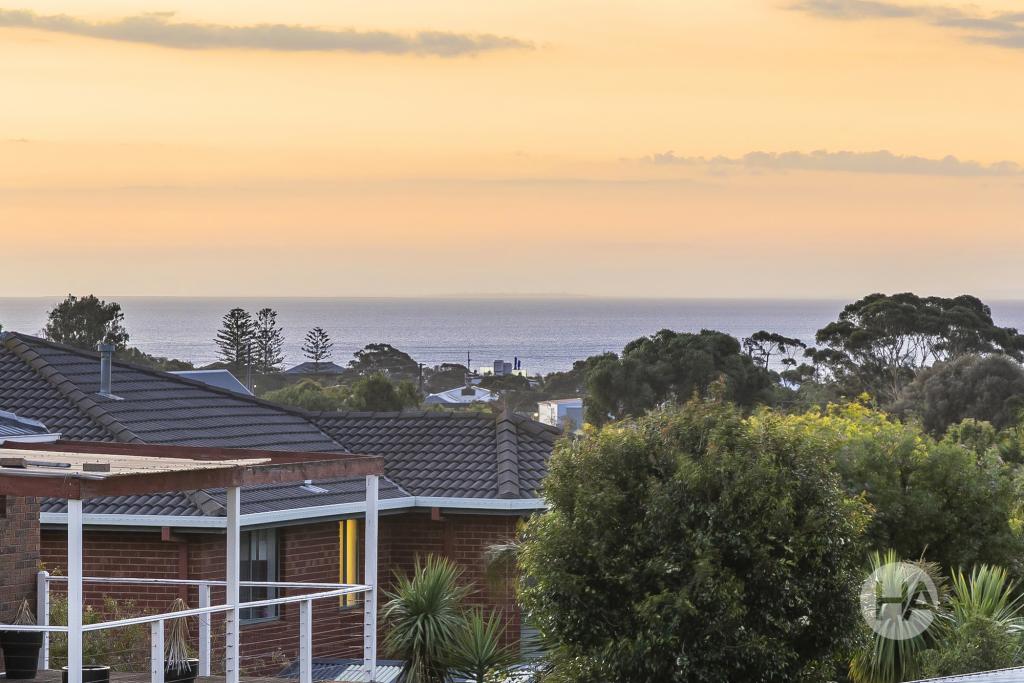 52 Maxwell St, Mornington, VIC 3931
