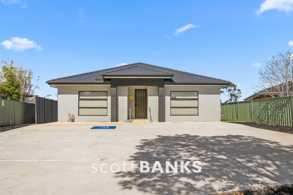 2/28 CAWOOD DR, SUNSHINE WEST, VIC 3020