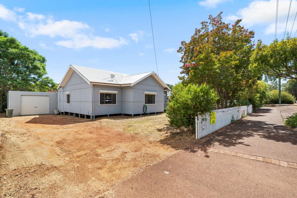 44 Mclarty St, Dwellingup, WA 6213