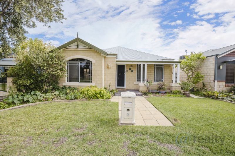 3 Seawind Dr, Rockingham, WA 6168