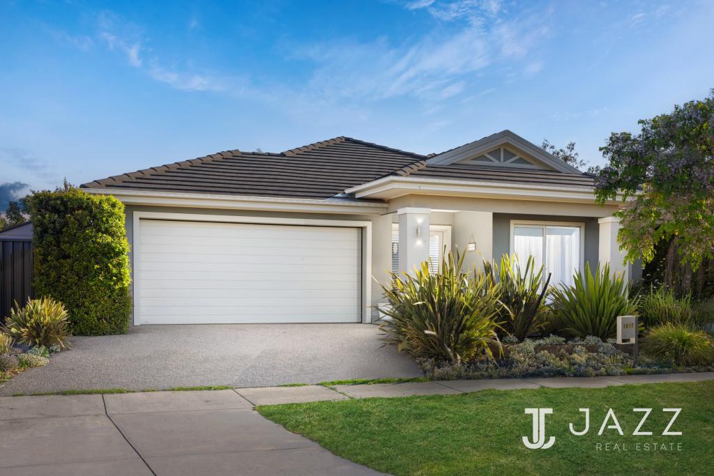 1017 LEAKES RD, TARNEIT, VIC 3029
