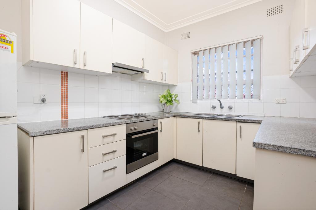 2/137 FREDERICK ST, ASHFIELD, NSW 2131