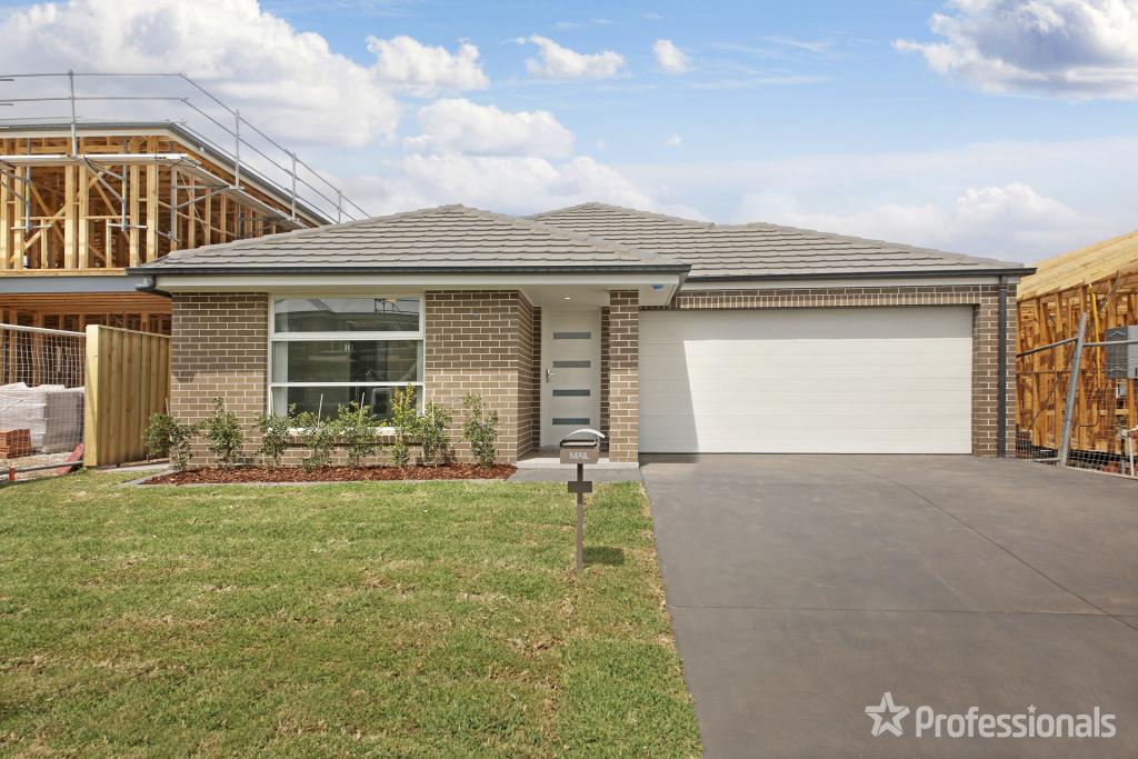 10 Beeston St, Gledswood Hills, NSW 2557