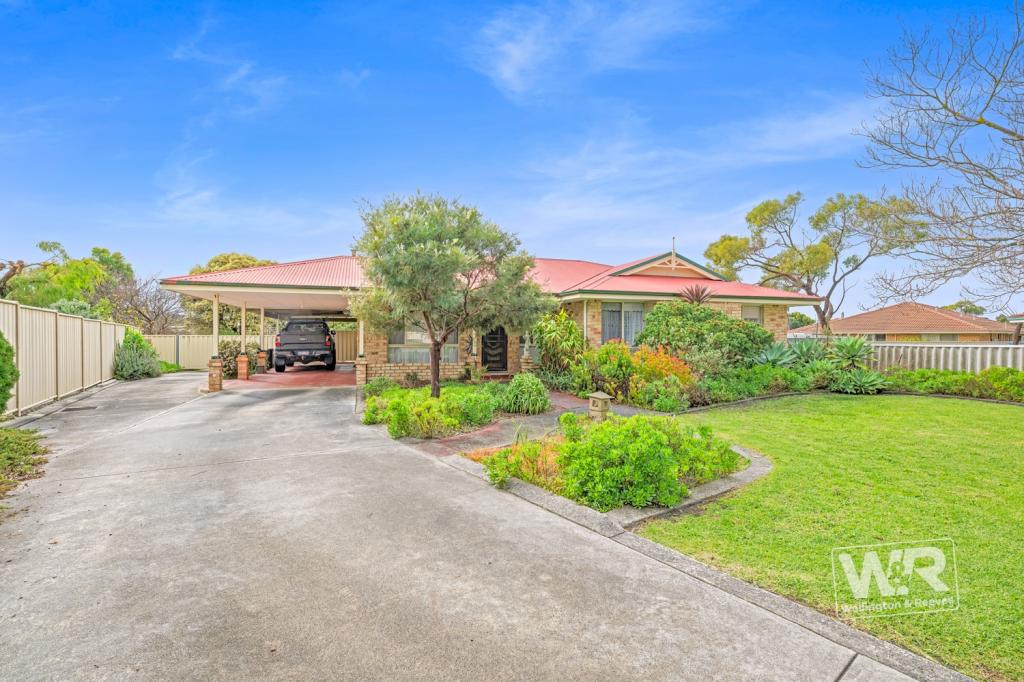 20 Granada Cres, Orana, WA 6330