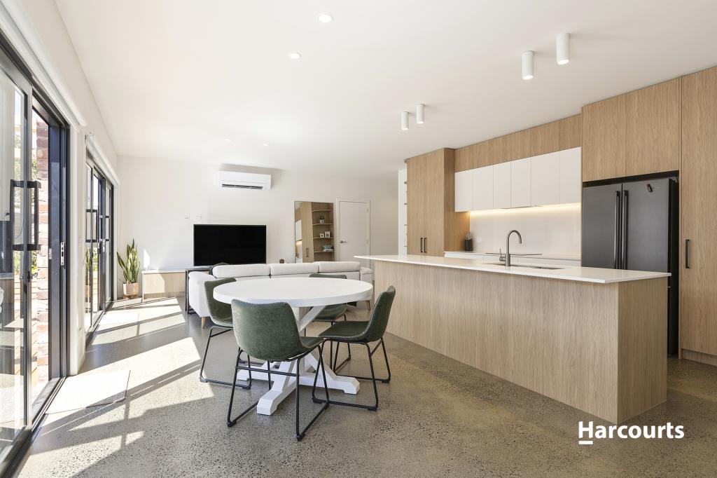 2/16 Elsie St, Bell Park, VIC 3215