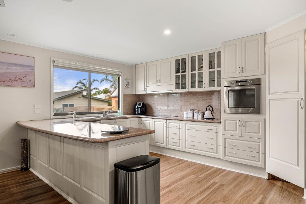 8 Clearwater Ave, Cape Woolamai, VIC 3925