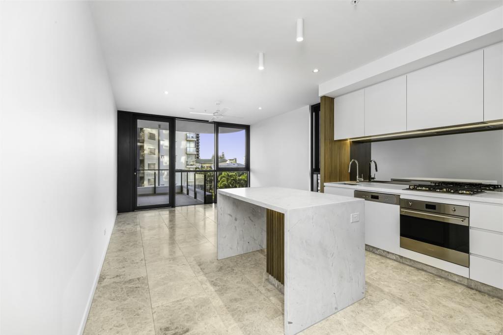 207/26 Alexandra Ave, Mermaid Beach, QLD 4218