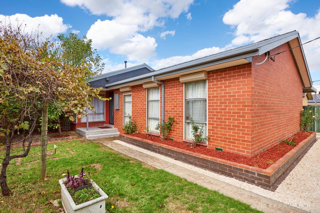 5 Timberglade Dr, Noble Park North, VIC 3174