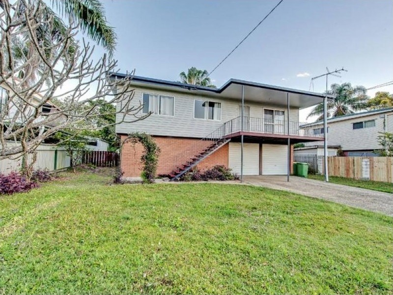 9 Alderbaran Dr, Kingston, QLD 4114