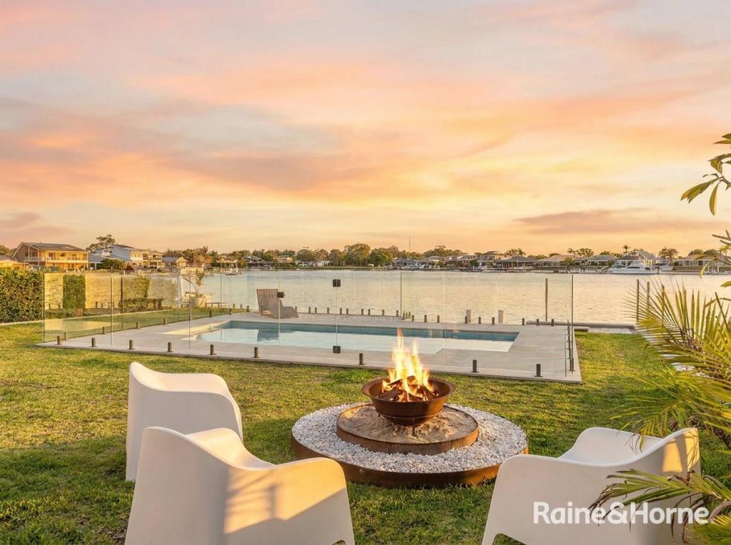 37 Melaleuca Dr, Yamba, NSW 2464