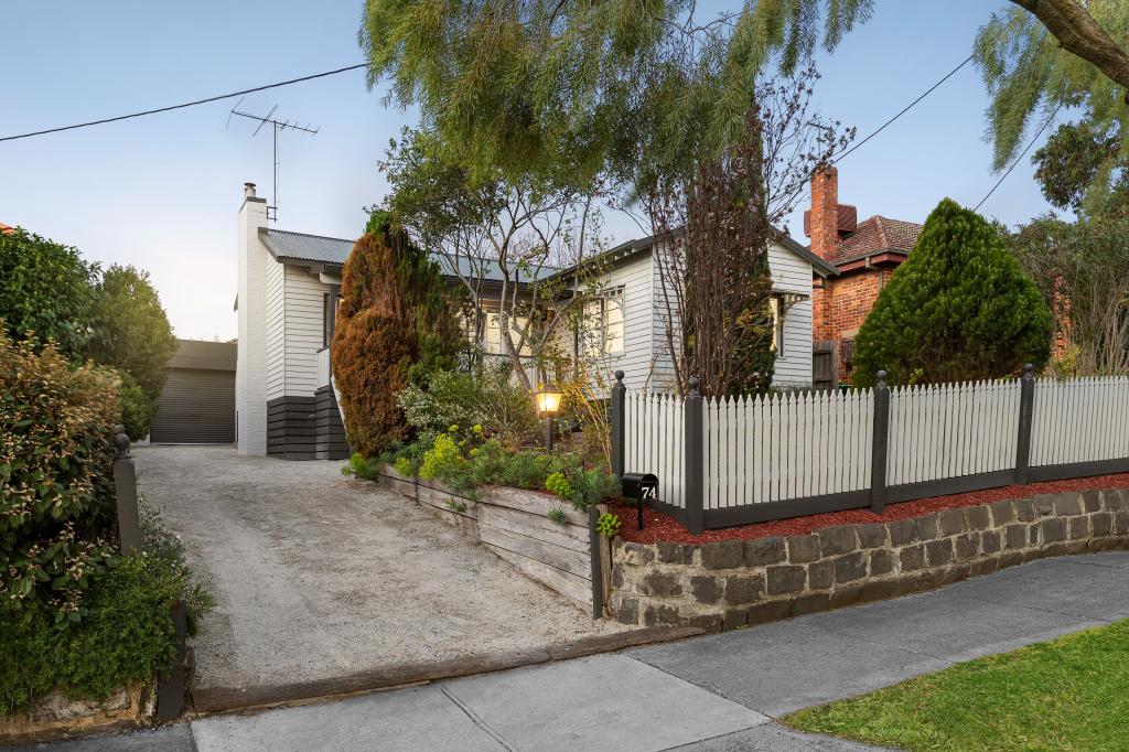 74 Erskine Rd, Macleod, VIC 3085