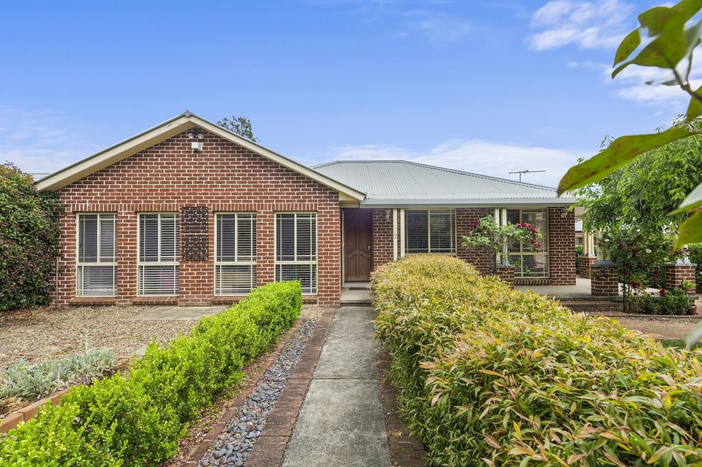 7 Remembrance Drwy, Yanderra, NSW 2574