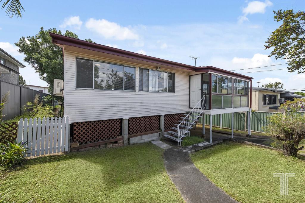 22 Paget St, Carina, QLD 4152