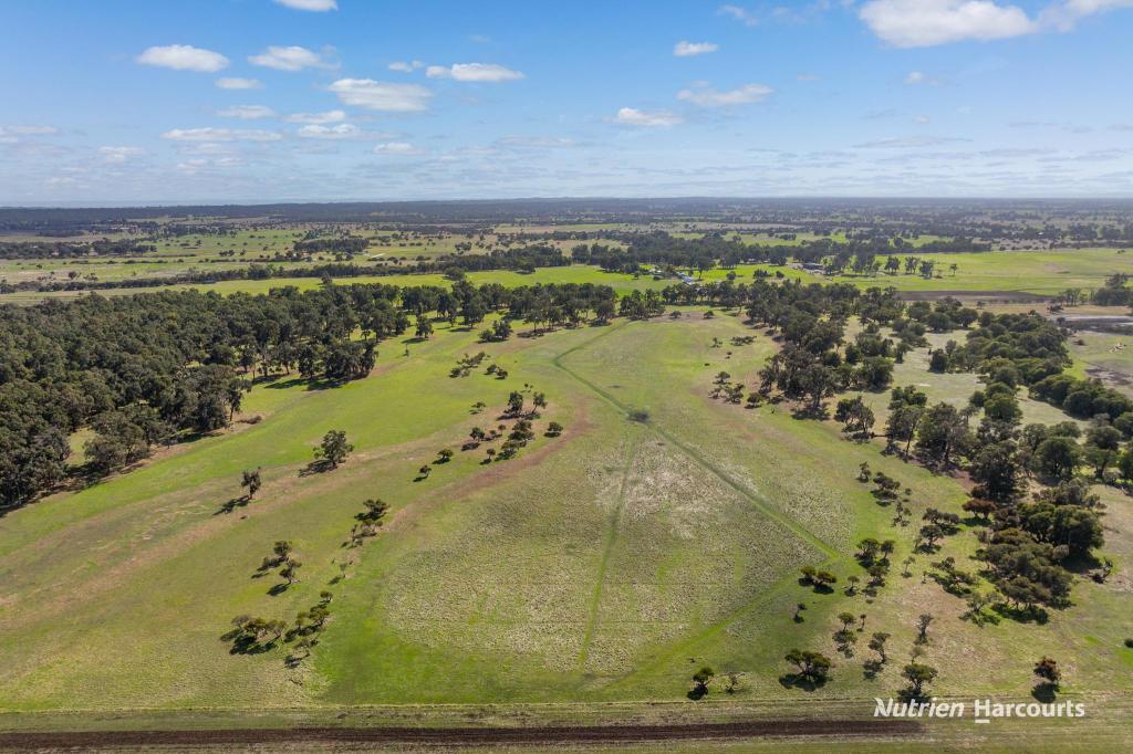 . LOWRIE RD, ELGIN, WA 6237