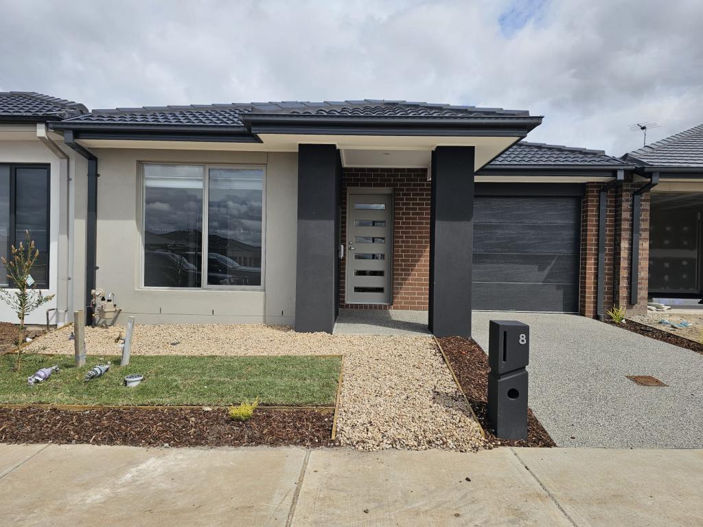 8 Sprightly St, Wyndham Vale, VIC 3024