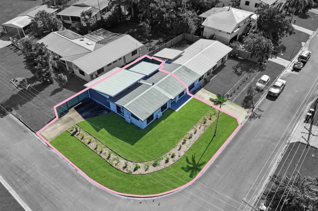 1/2 Latrobe Cl, Trinity Park, QLD 4879