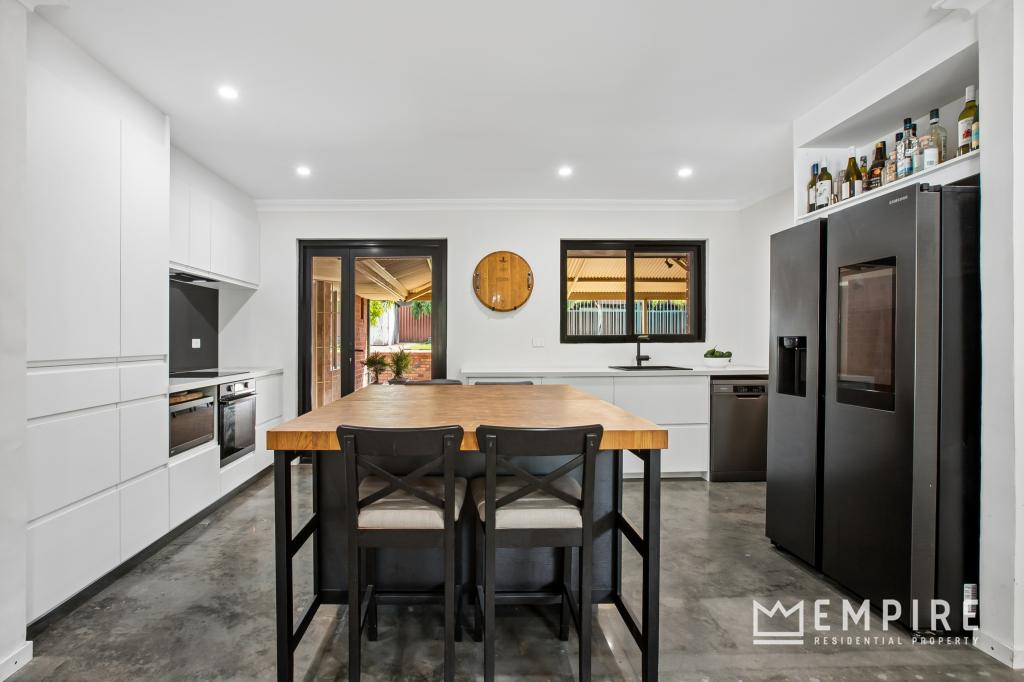6 Varna Pl, Coolbellup, WA 6163