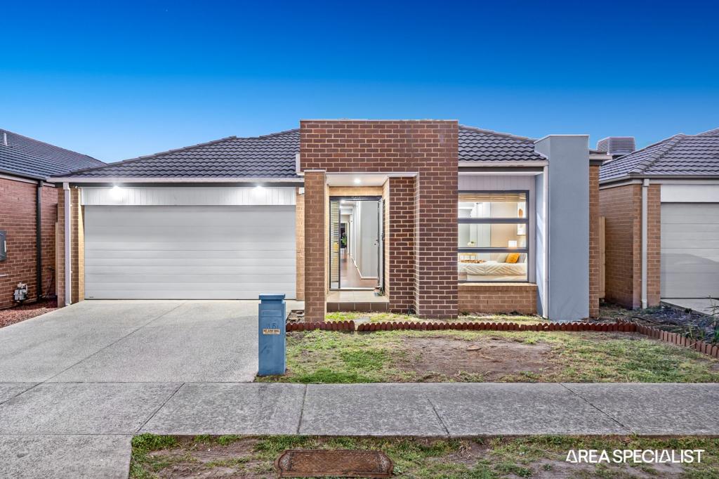 15 Black Wattle Way, Cranbourne, VIC 3977