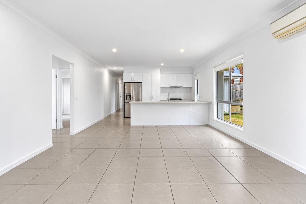 22 Treecreeper Cres, Upper Coomera, QLD 4209