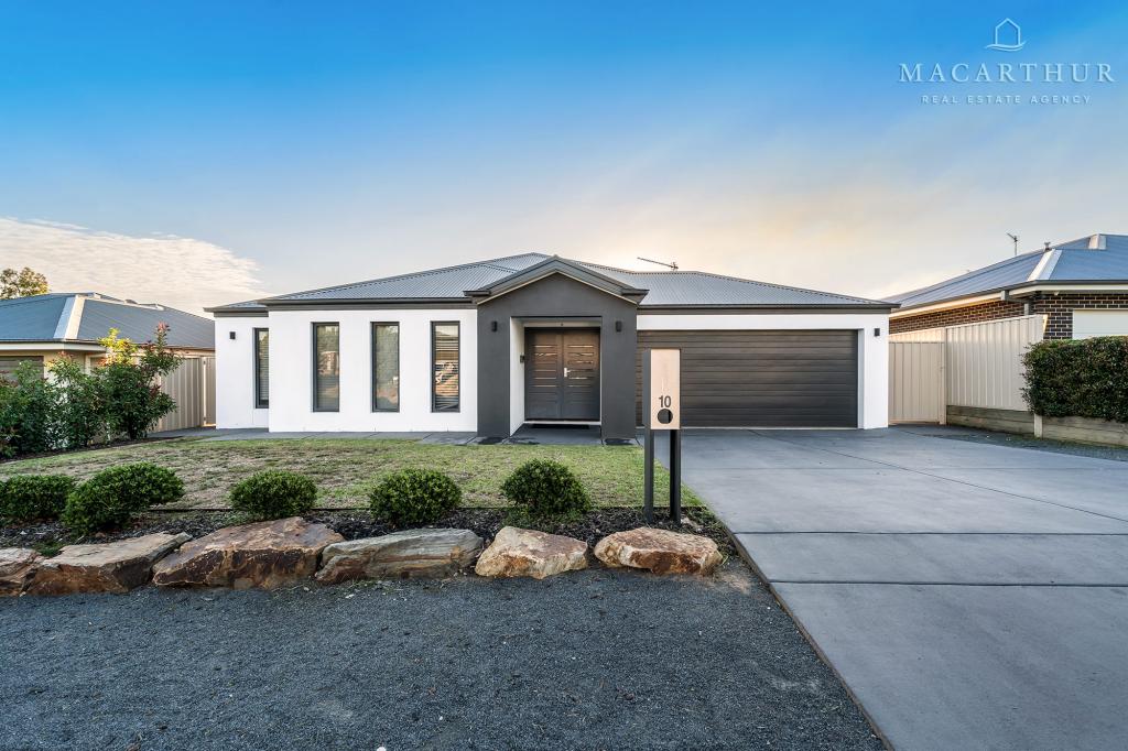 10 Paradise Dr, Gobbagombalin, NSW 2650