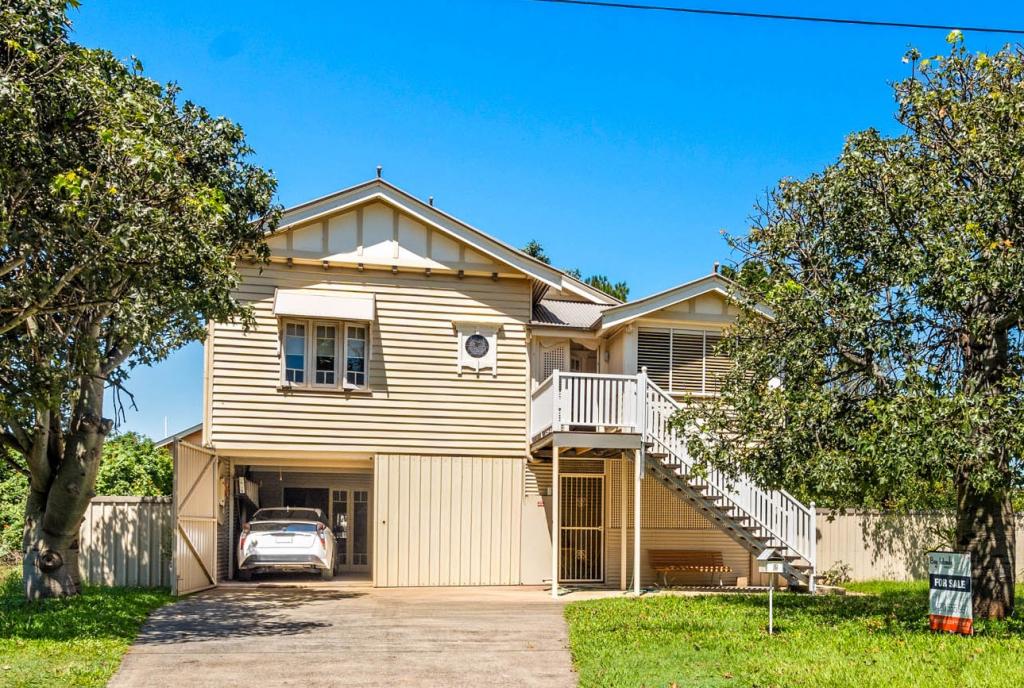 2 Titala St, Russell Island, QLD 4184