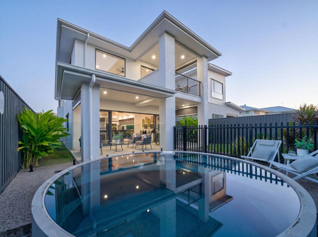 81 Coolum Pde, Newport, QLD 4020