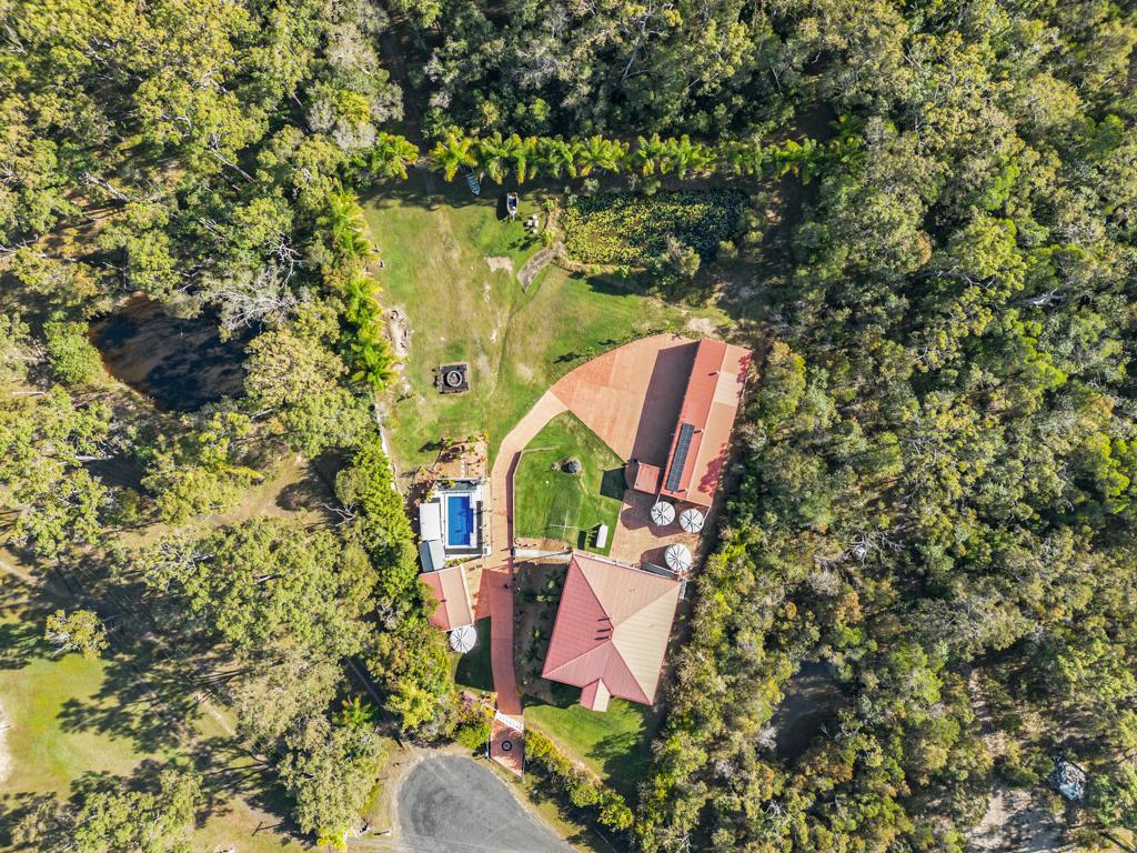 7 Coral Ave, Pacific Haven, QLD 4659