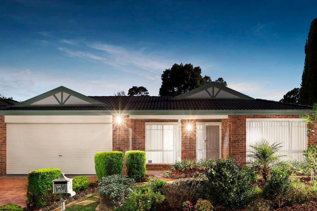 27 Quail Way, Rowville, VIC 3178