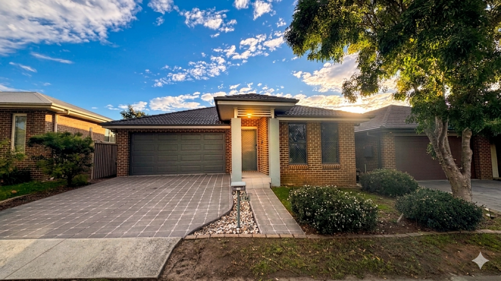 186 Greenwood Pkwy, Jordan Springs, NSW 2747