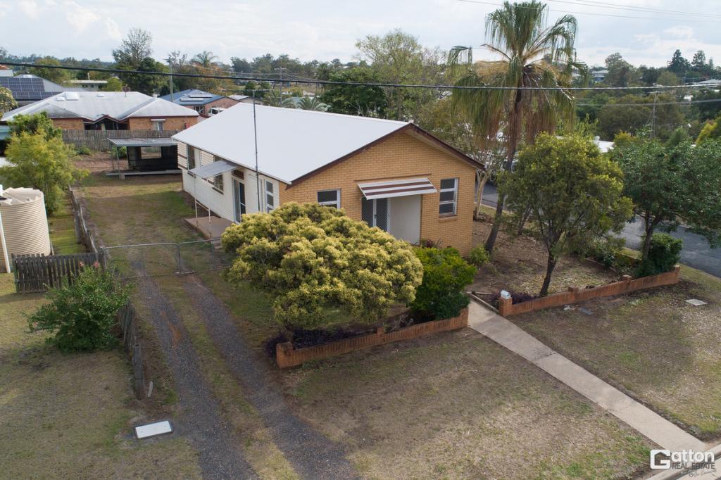 24 Yates St, Gatton, QLD 4343