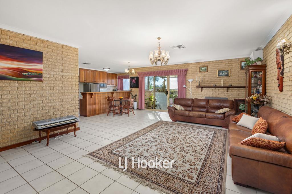 11 Underwood St, Carey Park, WA 6230
